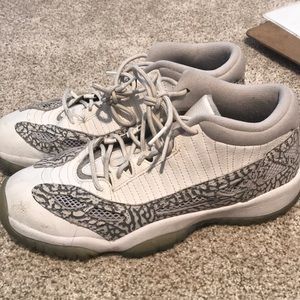 Jordan Retro 11 no box size 6.5 kids